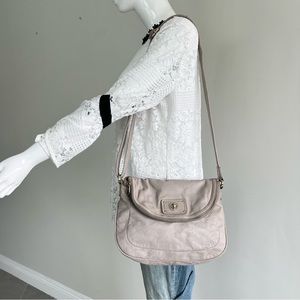 MARC by MARC JACOBS Totally Turnlock Natasha Taupe / Gray Leather Crossbody Bag